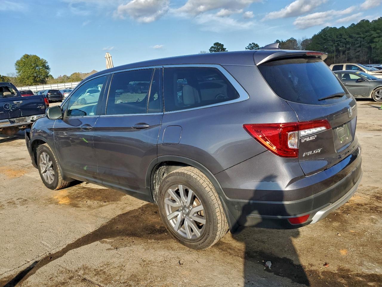 Honda Pilot Ex Image 2