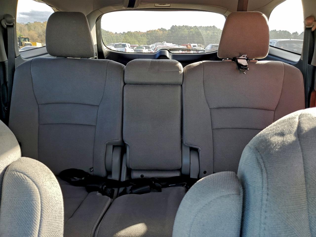 Honda Pilot Ex Image 9