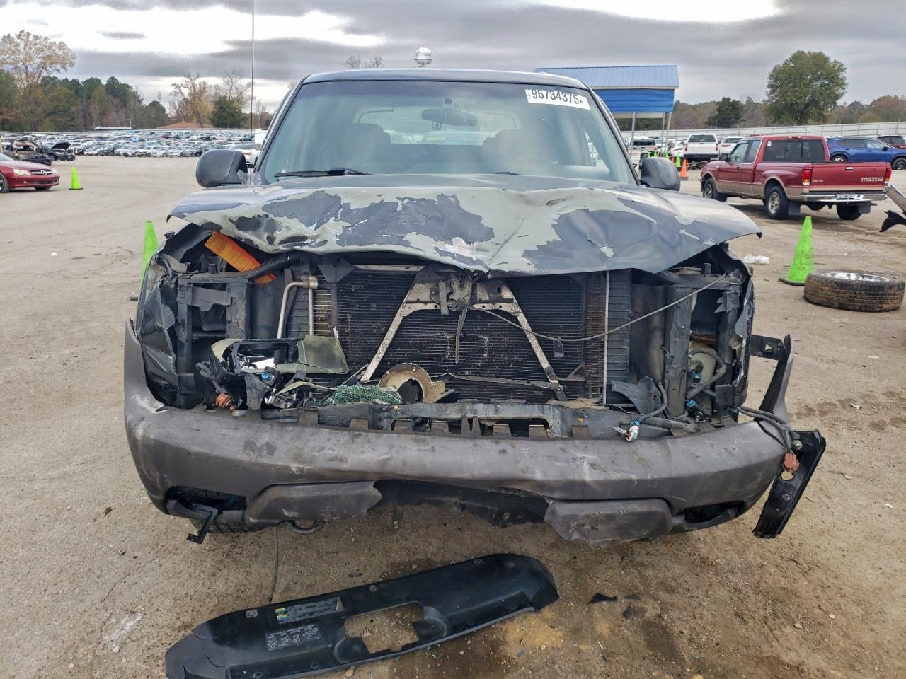 Chevrolet Avalanche C1500 Image 2