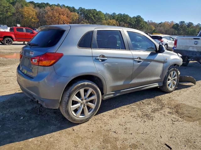 Mitsubishi Outlander Es Image 3