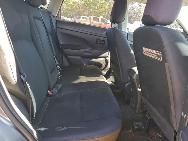 Mitsubishi Outlander Es Image 7