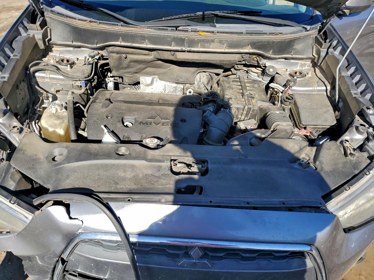 Mitsubishi Outlander Es Image 10