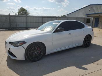  Salvage Alfa Romeo Giulia