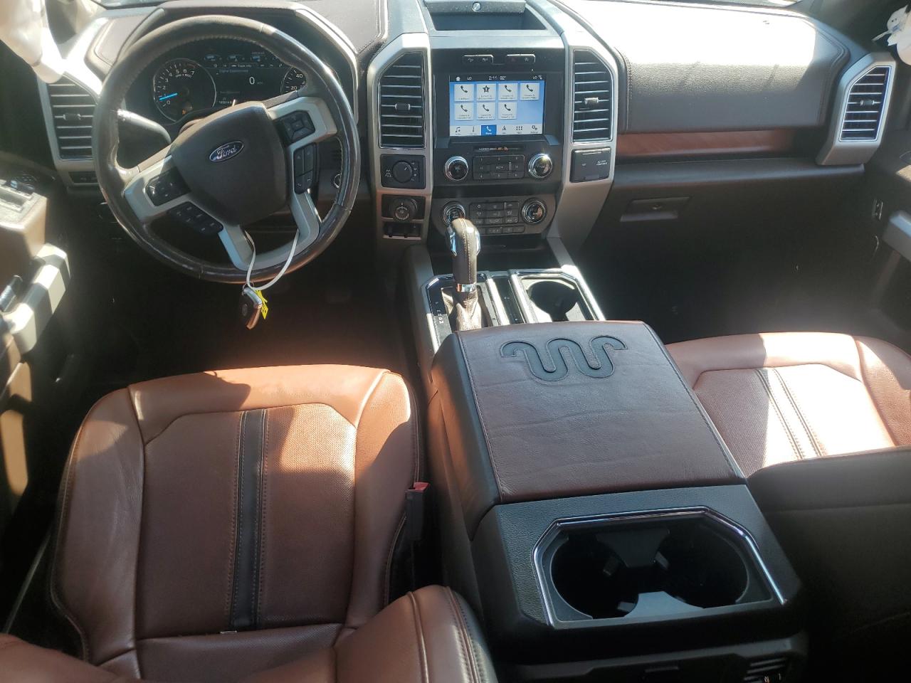 Ford F-150 Supercrew Image 6