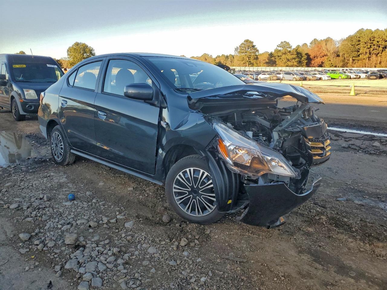 Mitsubishi Mirage G4 Es Image 2