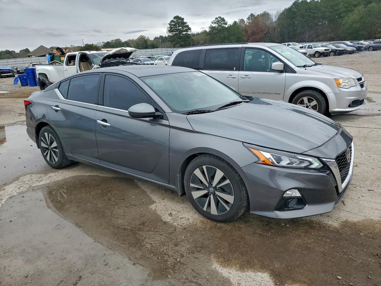 Nissan Altima Sv Image 7