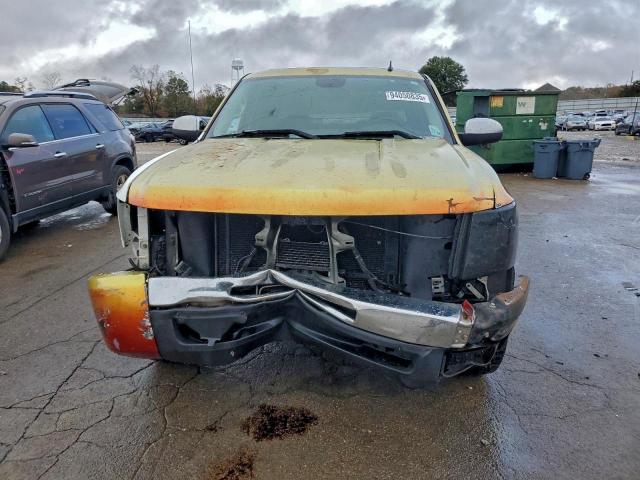 Chevrolet Silverado C1500 Lt Image 12