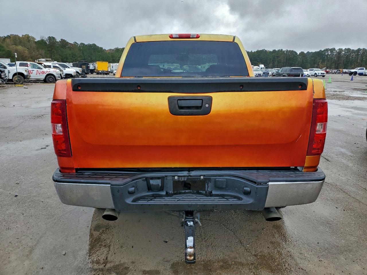 Chevrolet Silverado C1500 Lt Image 2