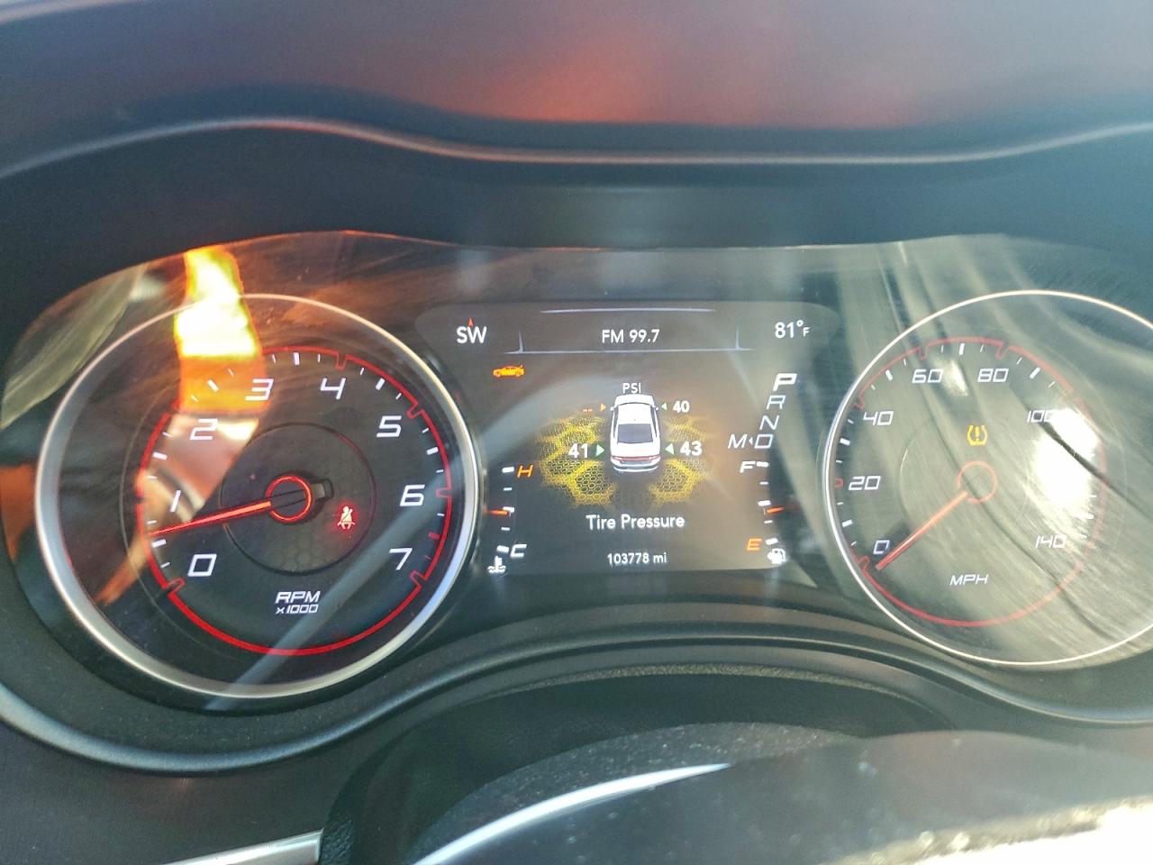 Dodge Charger Sxt Image 8