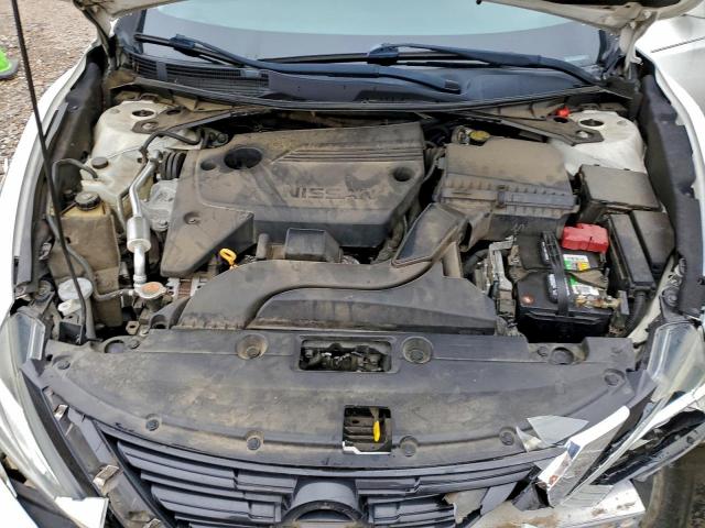 Nissan Altima 2.5 Image 6