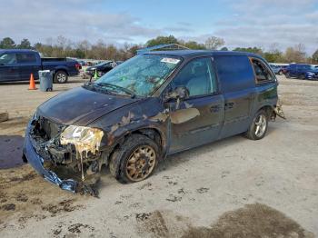  Salvage Chrysler Minivan