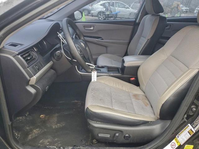 Toyota Camry Le Image 3