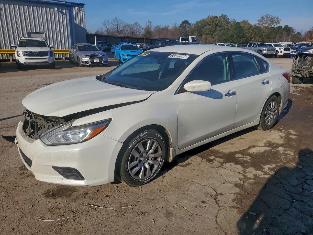 Nissan Altima 2.5 Image 1