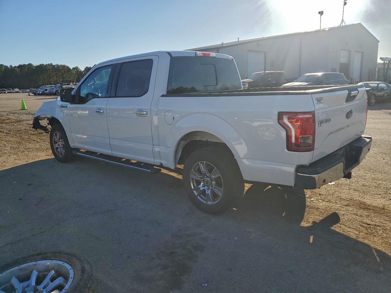 Ford F-150 Supercrew Image 11