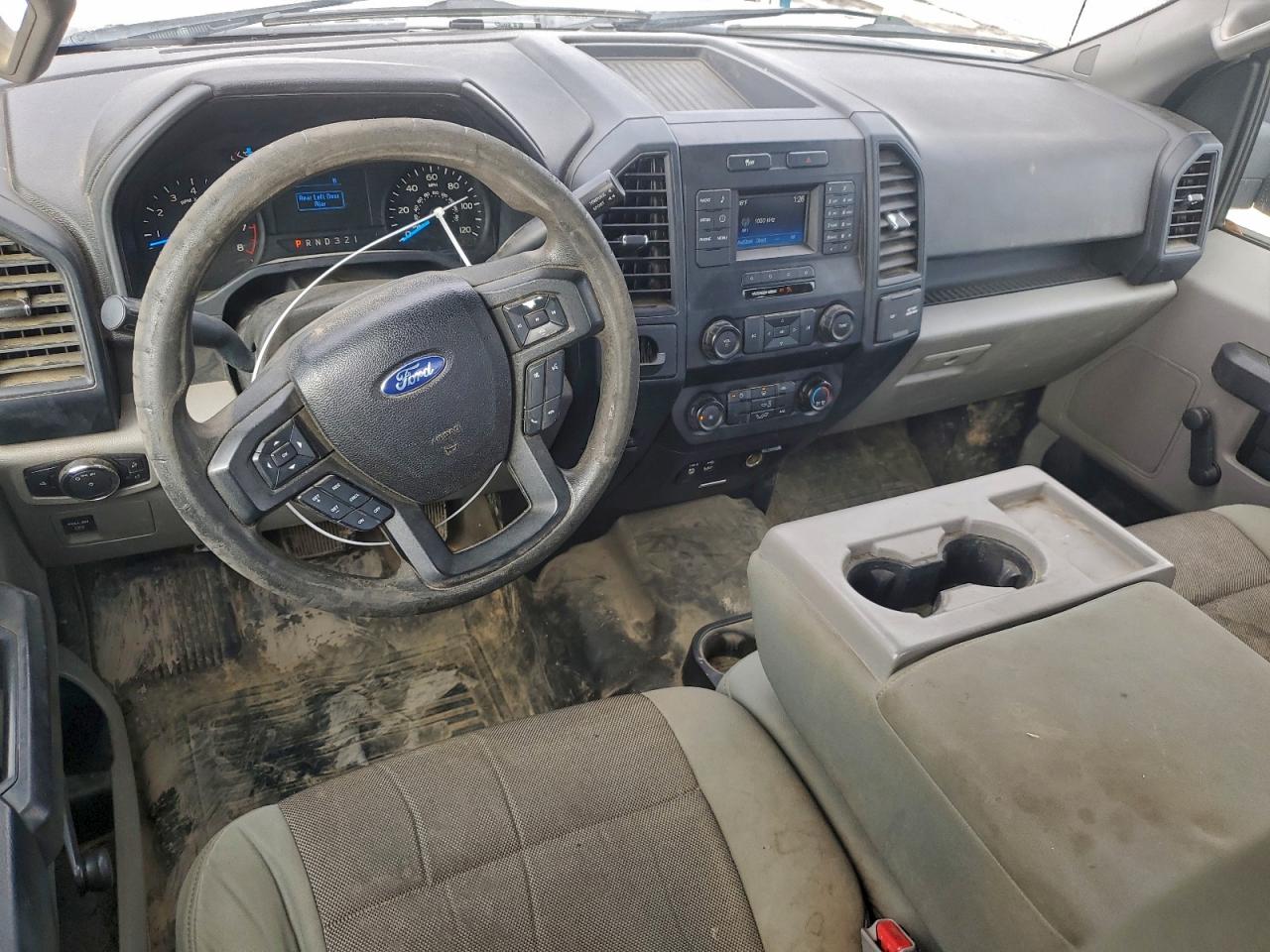 Ford F-150 Super Cab Image 10