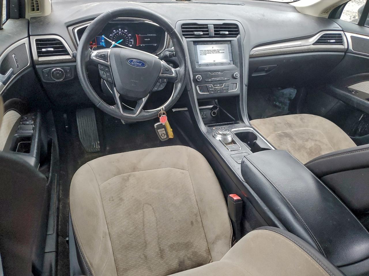 Ford Fusion Se Image 3