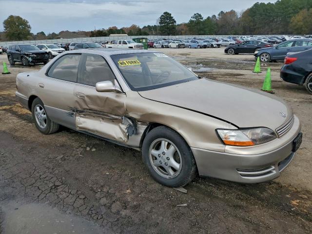 Lexus Es 300 Image 2