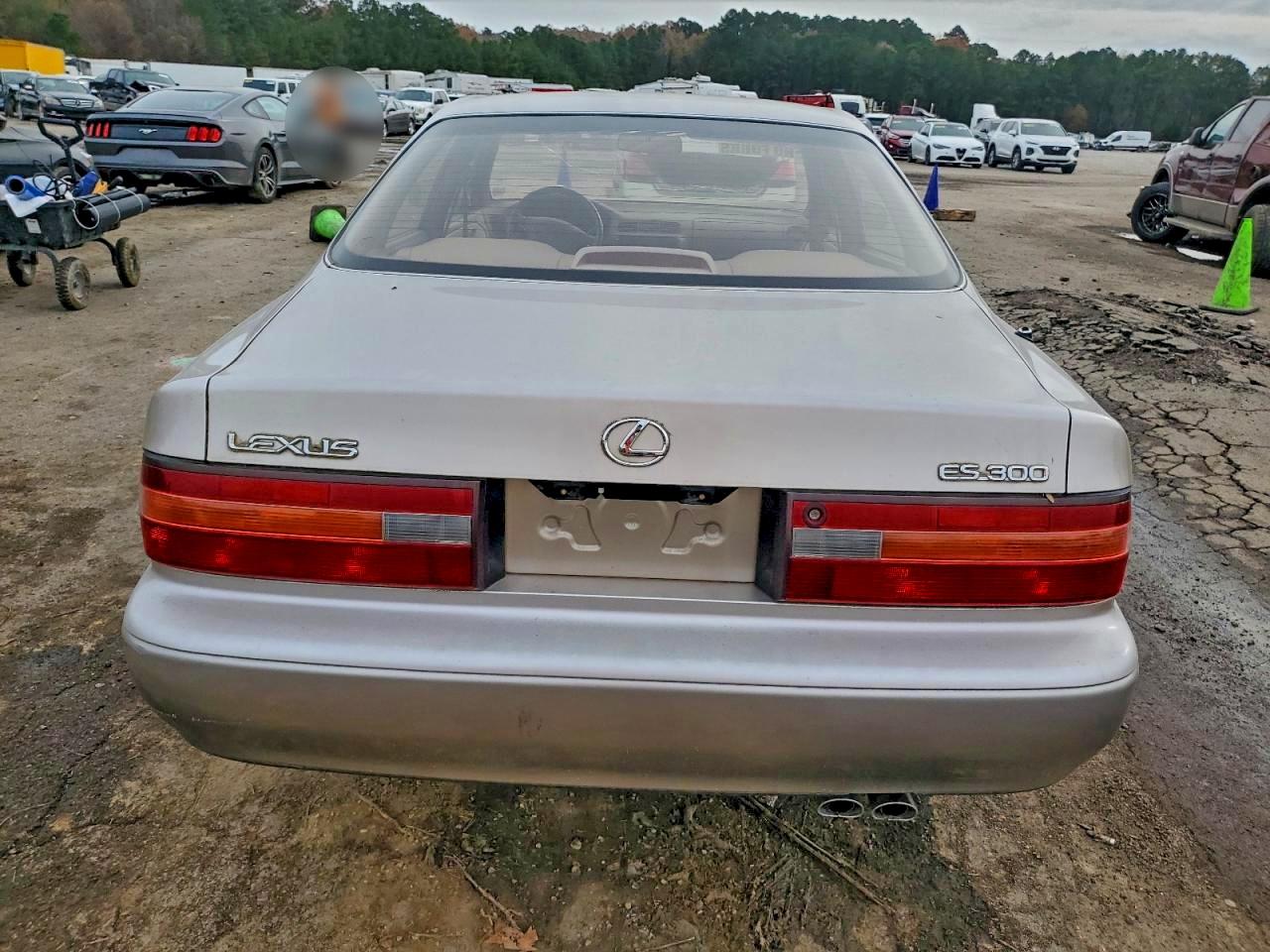 Lexus Es 300 Image 4