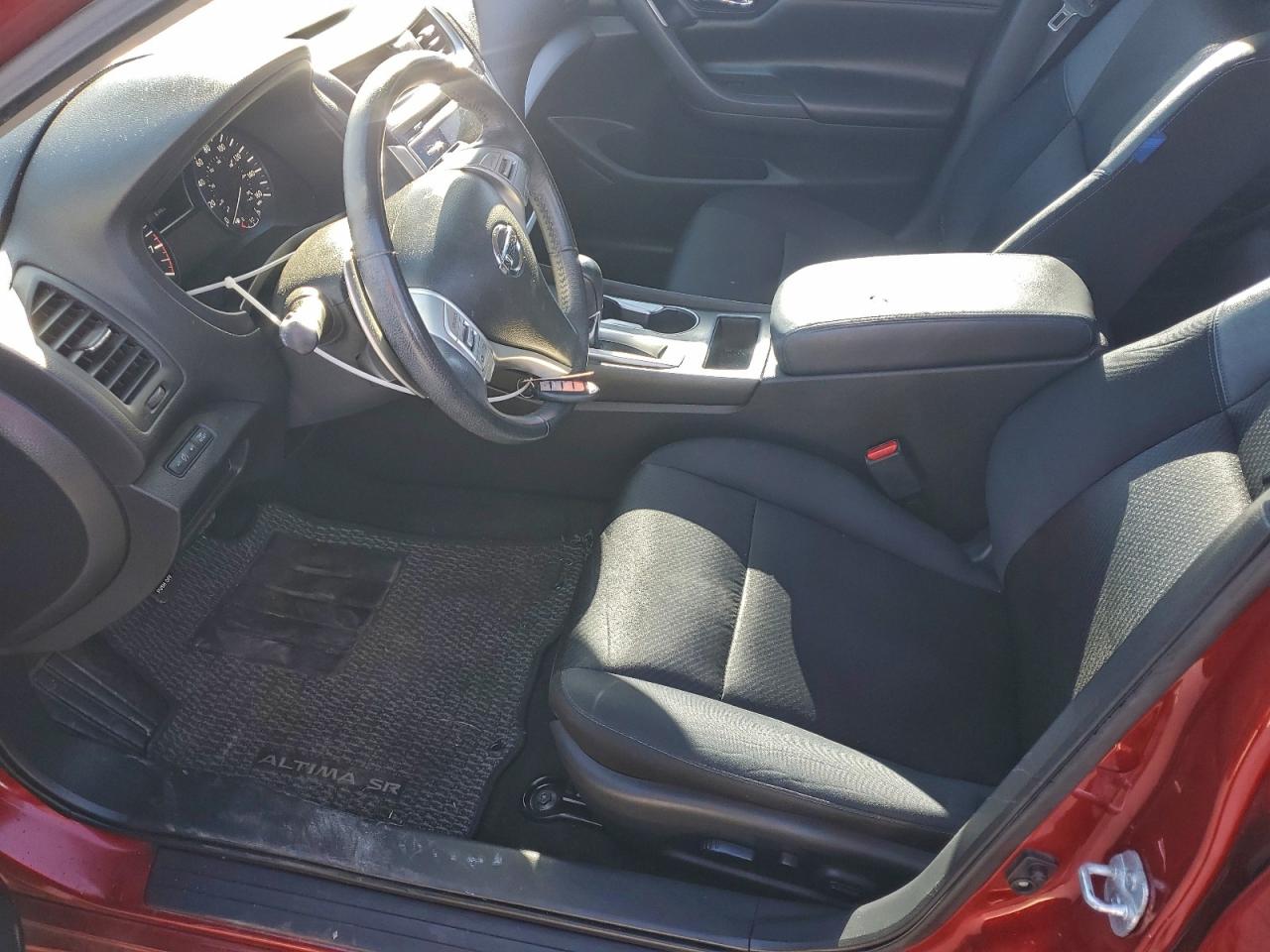 Nissan Altima 2.5 Image 7