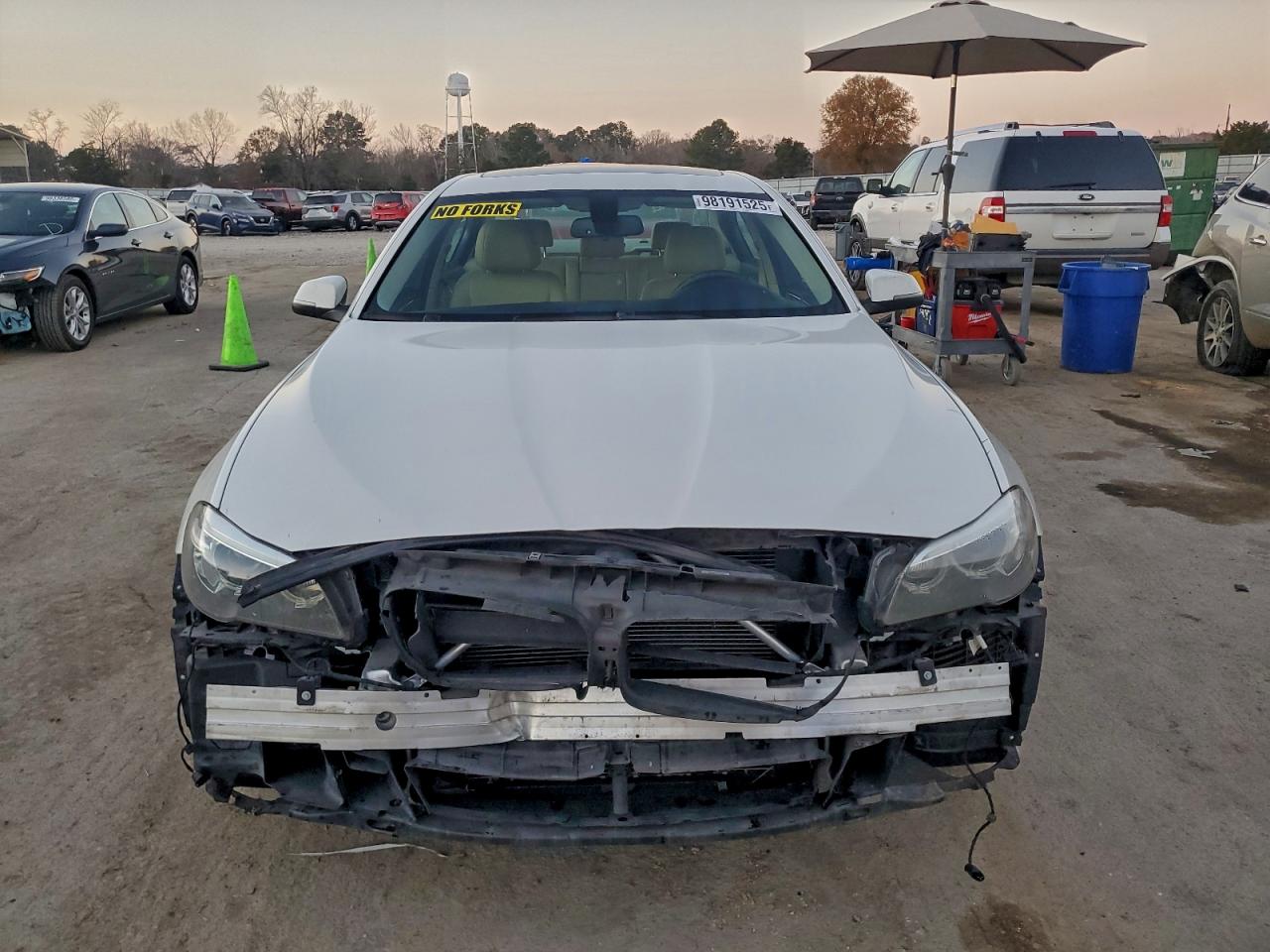 BMW 5 Series I Image 6