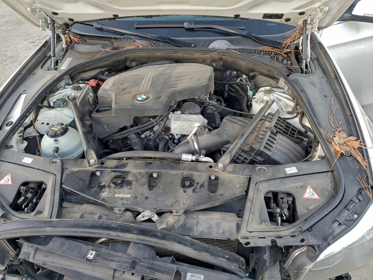 BMW 5 Series I Image 10