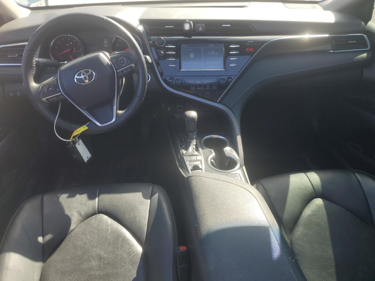 Toyota Camry Xse Image 11