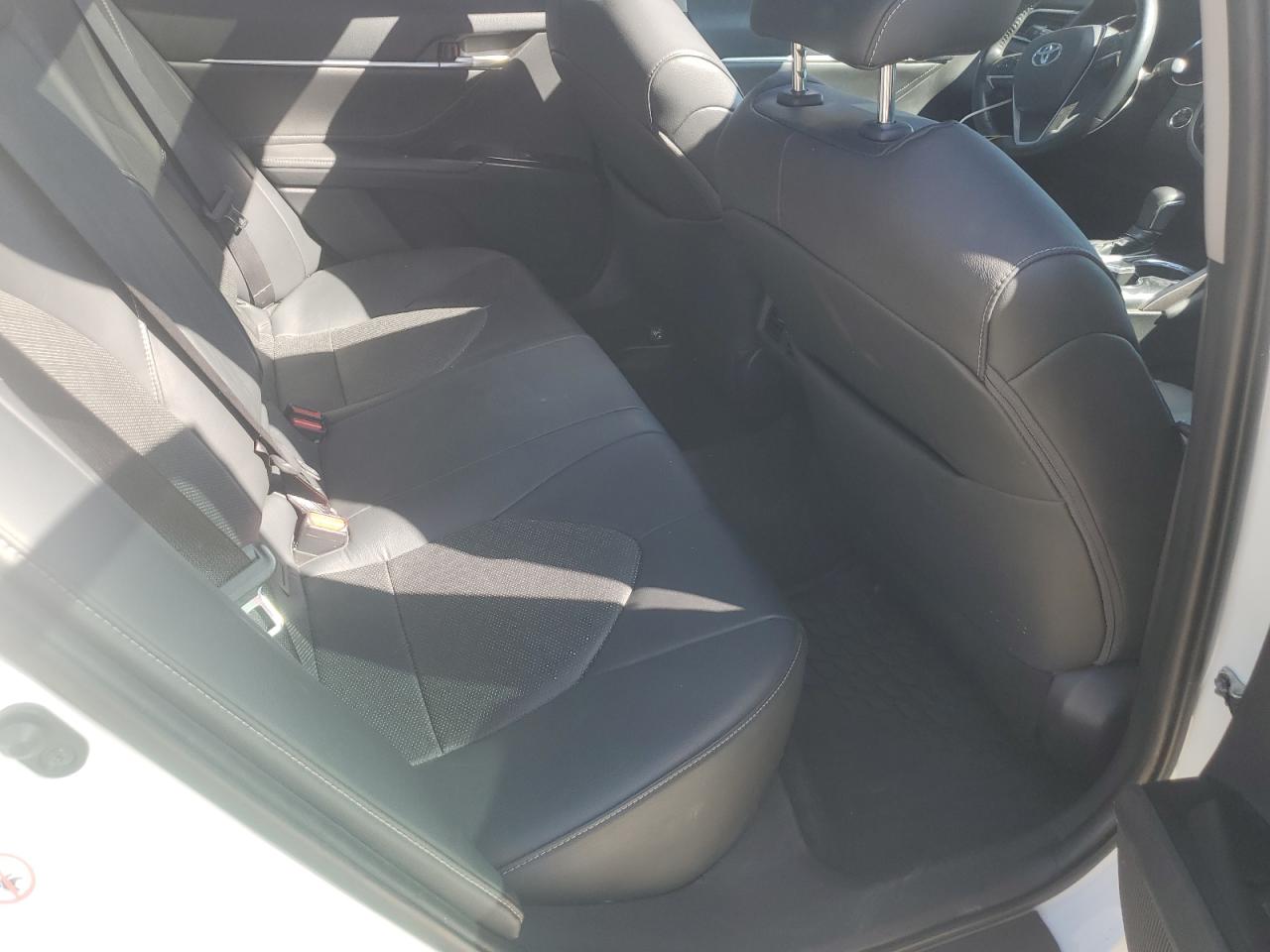 Toyota Camry Xse Image 7