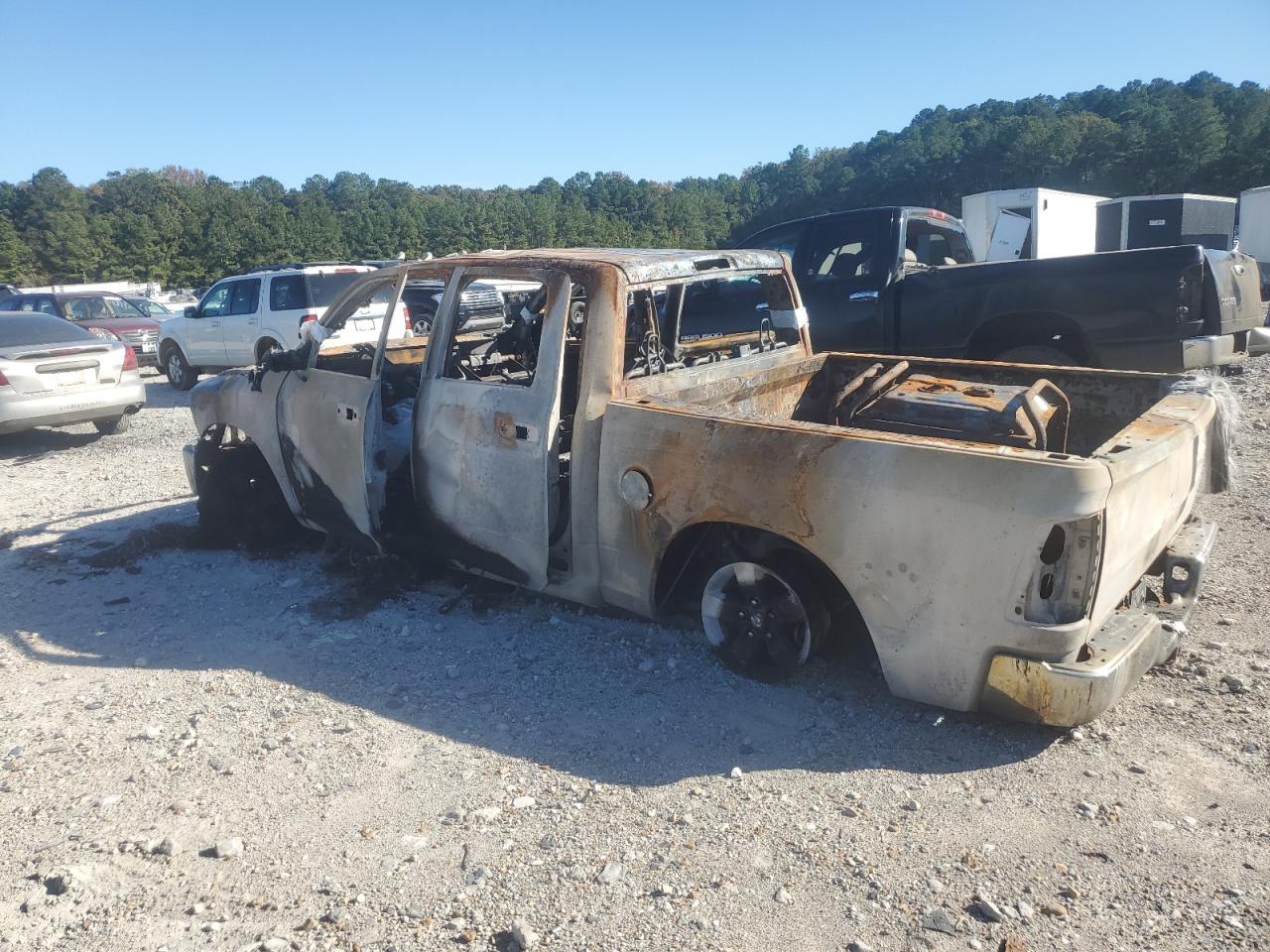 Ram 1500 Slt Image 3