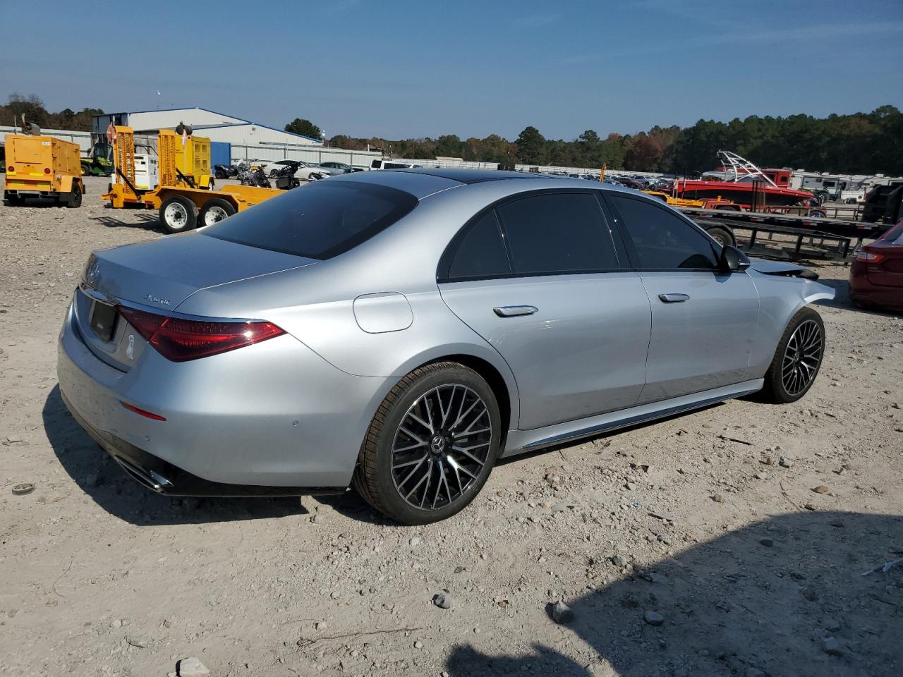 Mercedes-Benz S-Class 500 4matic Image 4