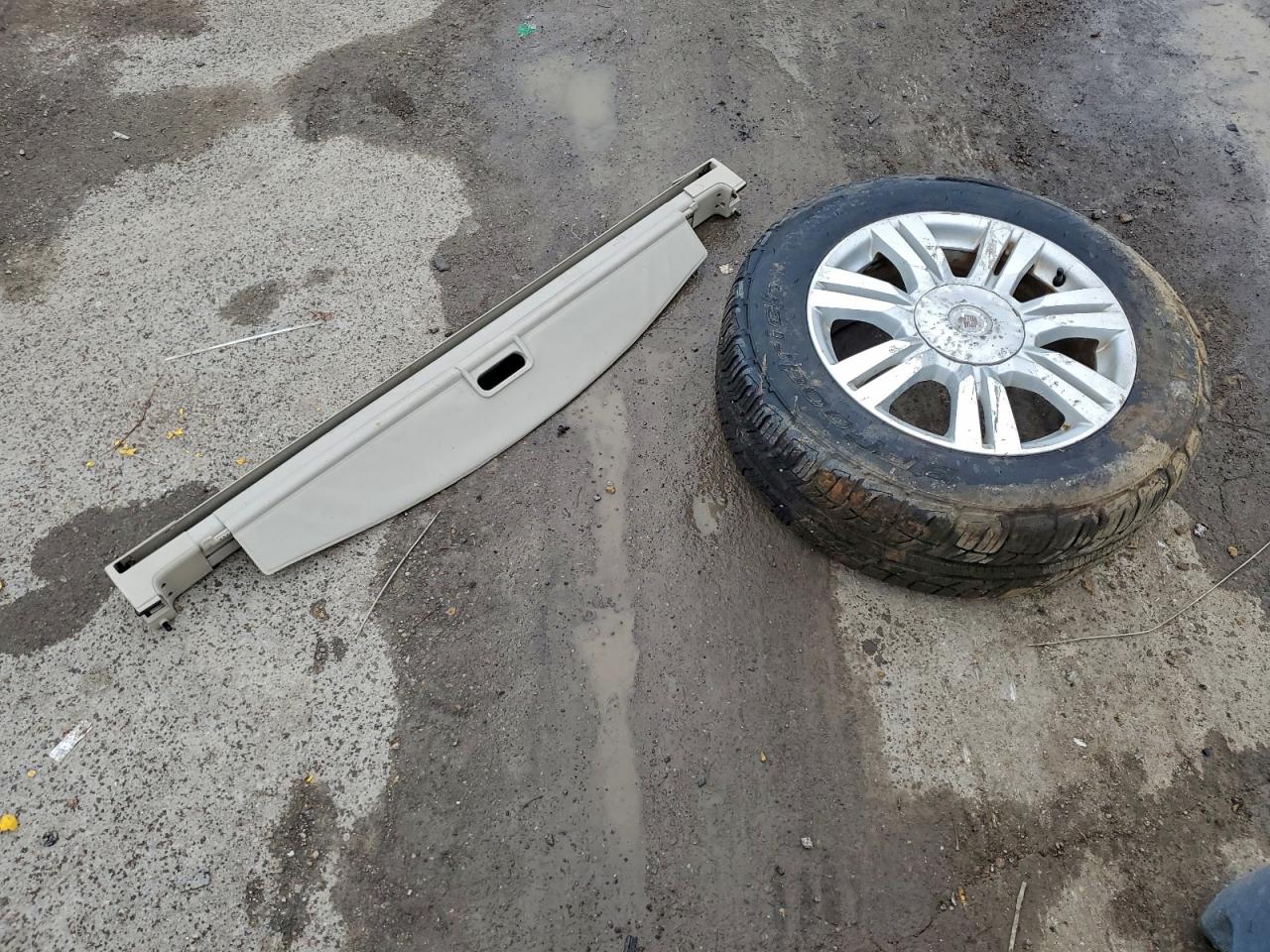 Cadillac SRX Performance Collection Image 14