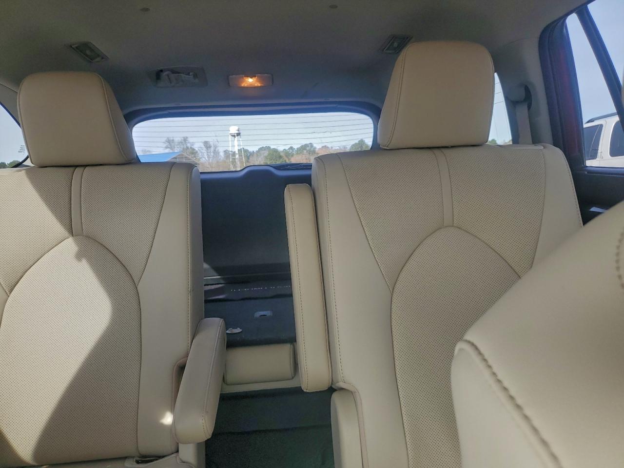 Toyota Highlander Limited Image 7