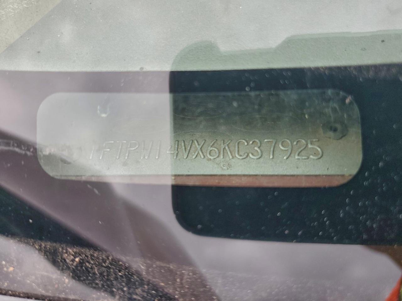 Ford F-150 Supercrew Image 9