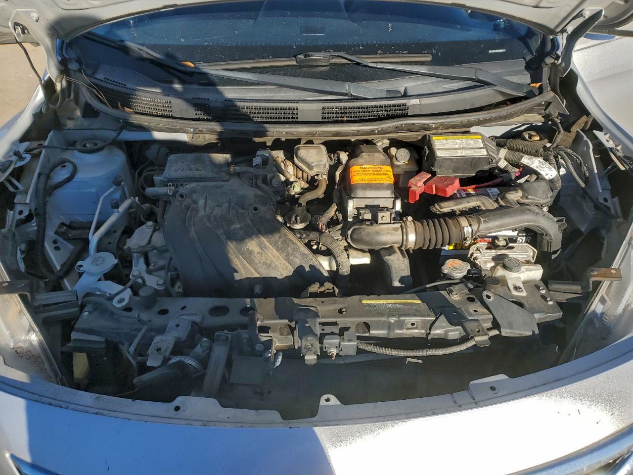 Nissan Versa S Image 10