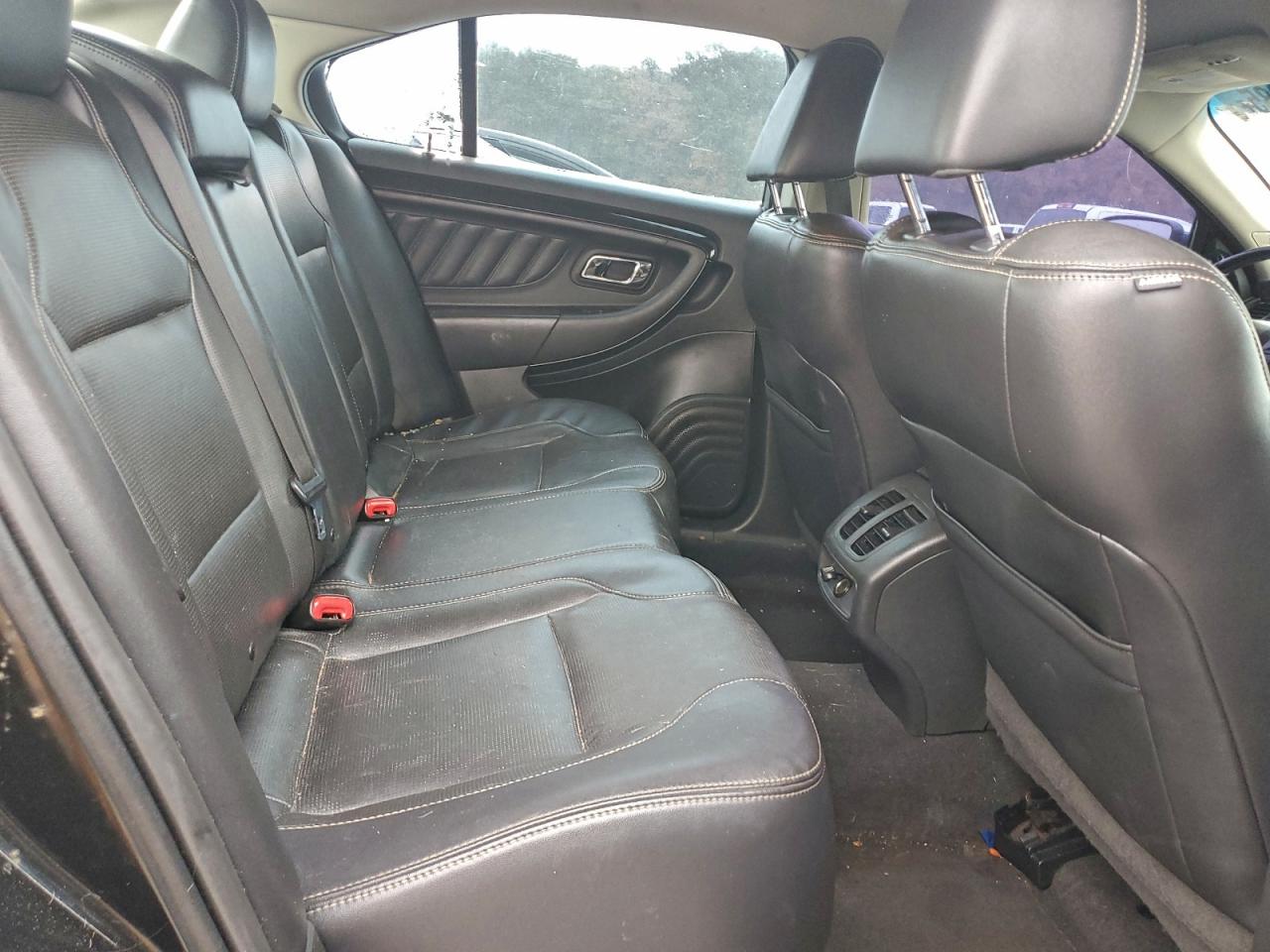 Ford Taurus Limited Image 5