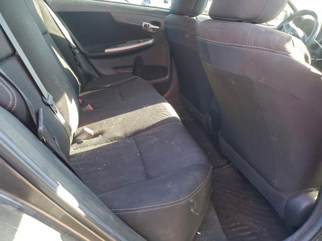 Toyota Corolla Base Image 8