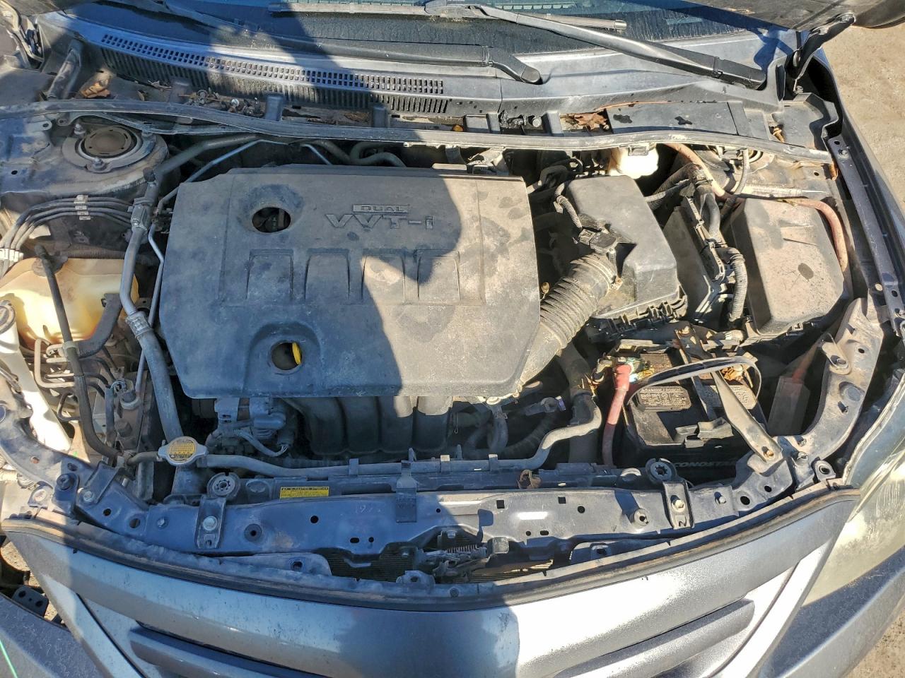 Toyota Corolla Base Image 3