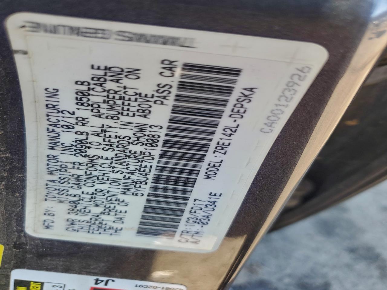 Toyota Corolla Base Image 9