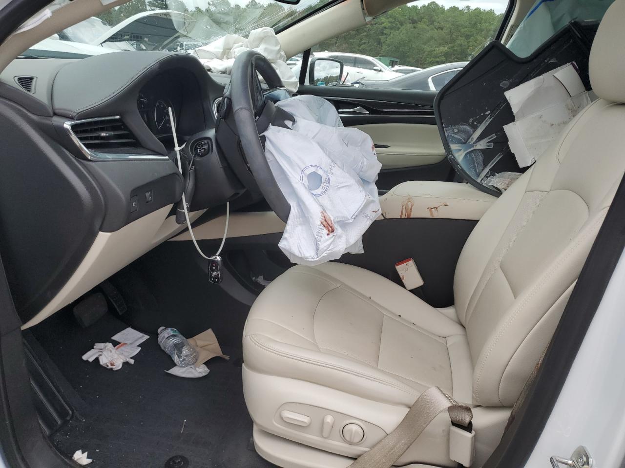 Buick Enclave Essence Image 14