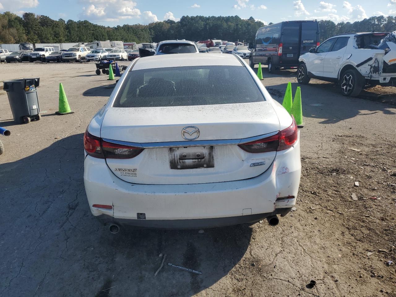 Mazda 6 Touring Image 5