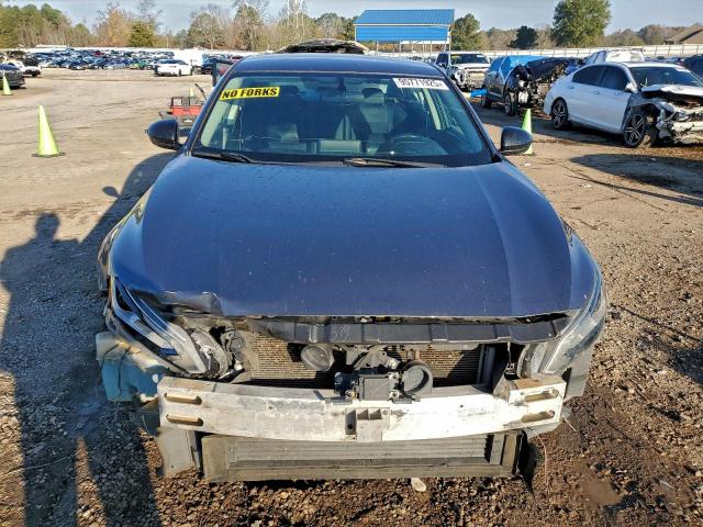 Nissan Altima Sr Image 5