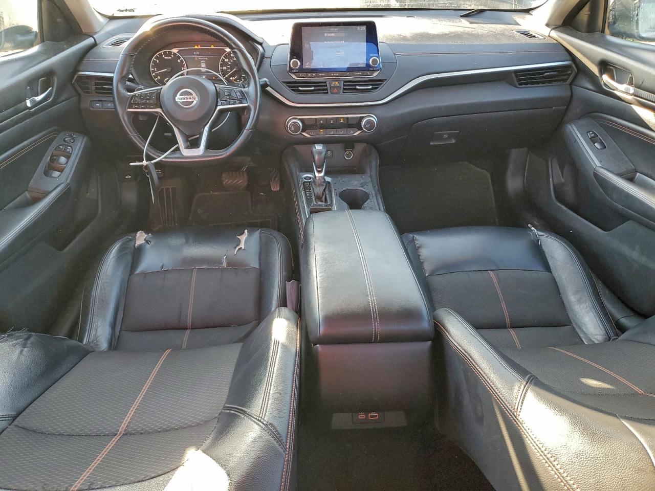 Nissan Altima Sr Image 8