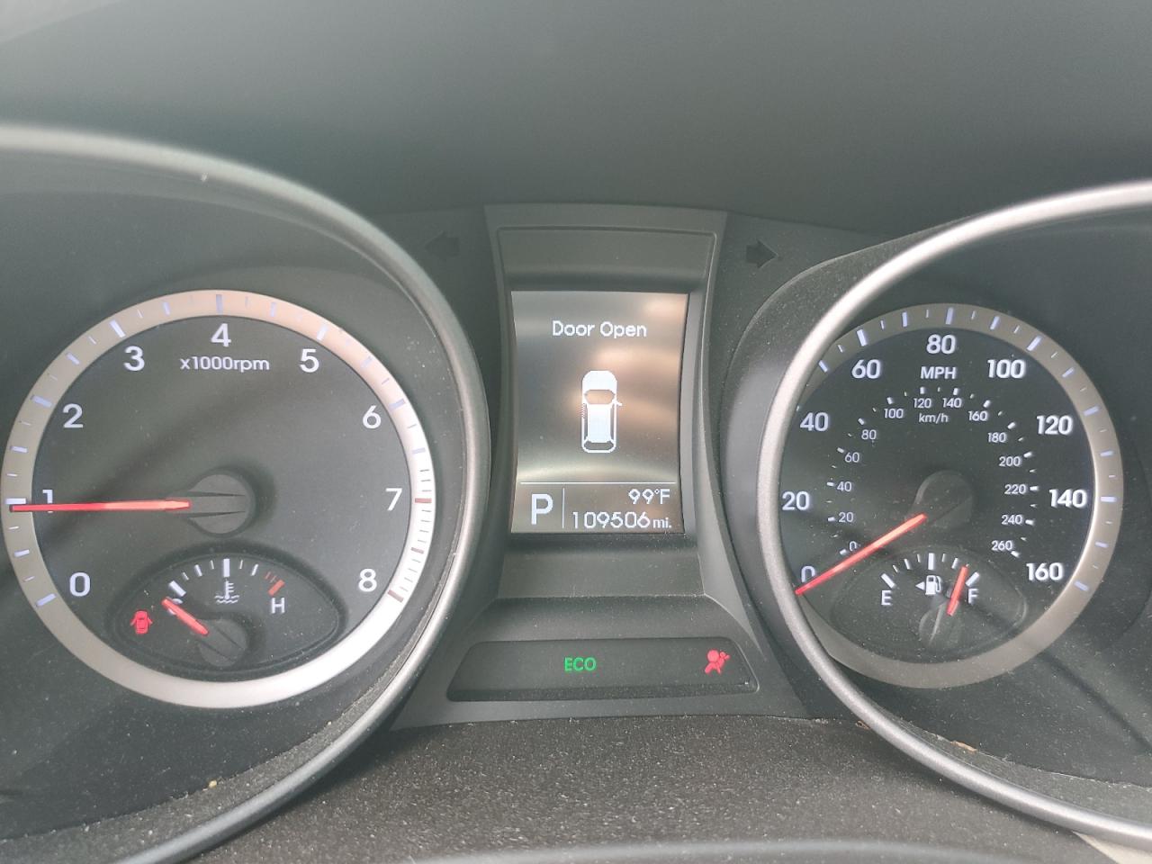 Hyundai SANTA FE Image 13