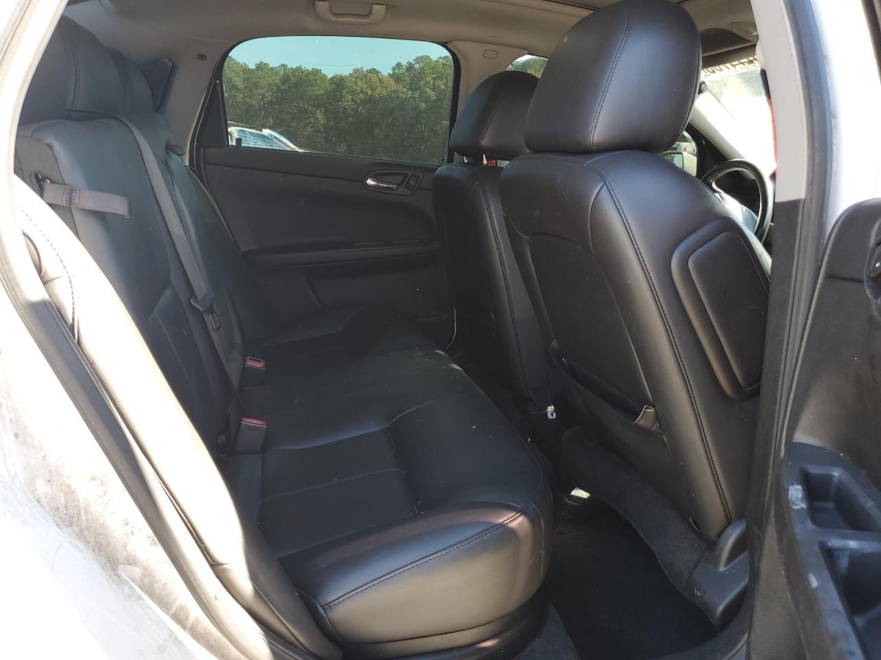 Chevrolet Impala Lt Image 10