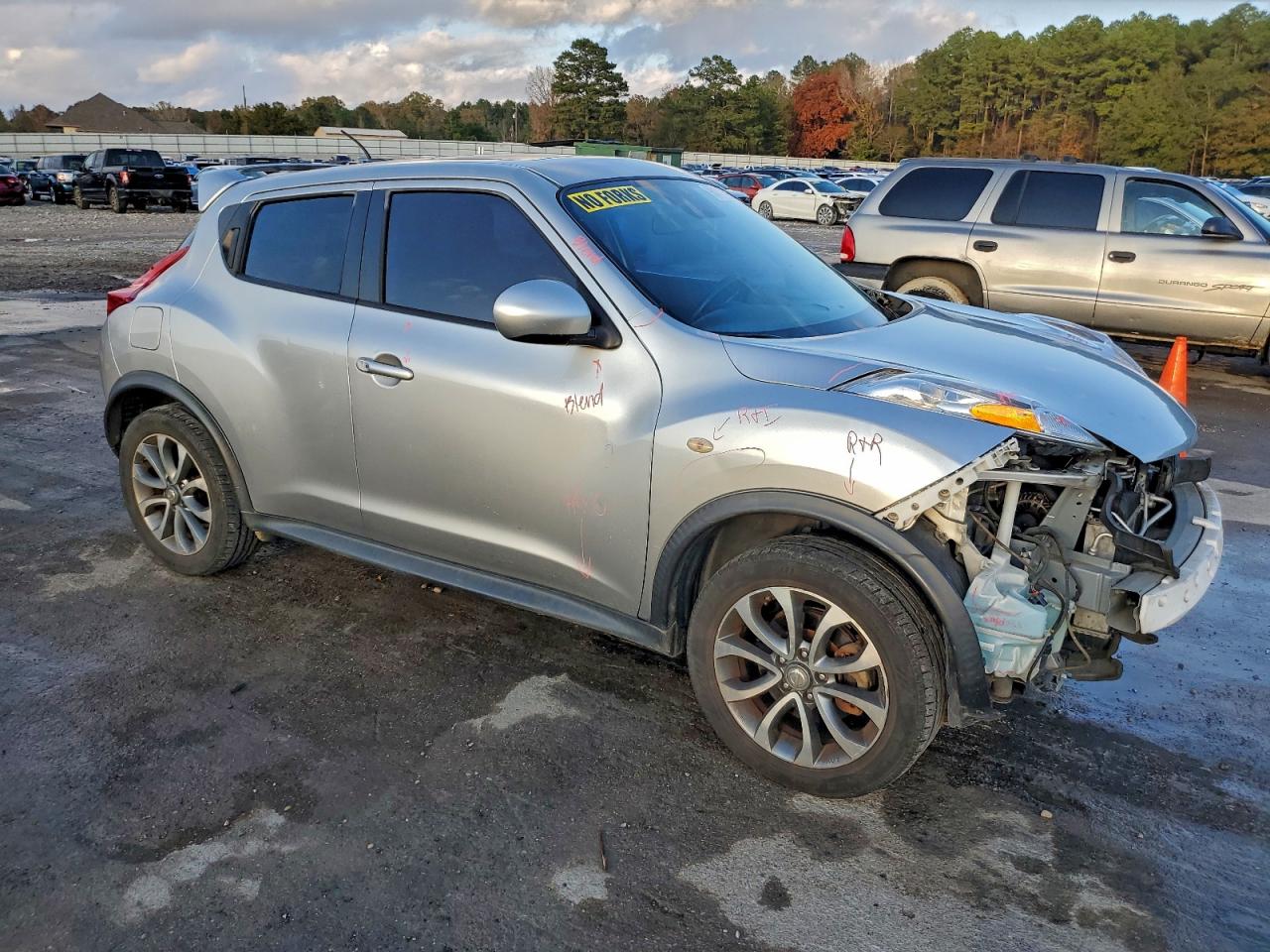 Nissan JUKE S Image 11