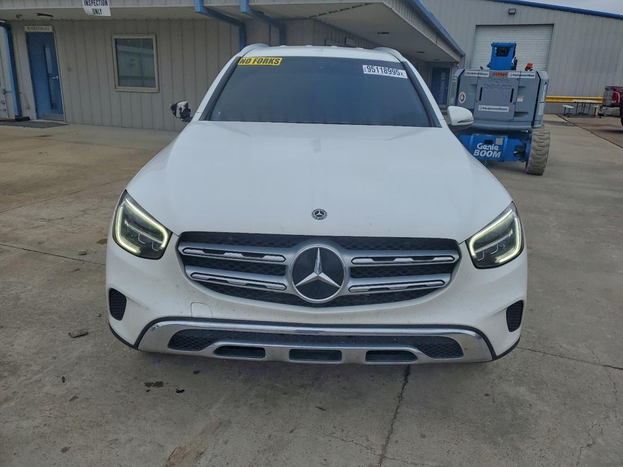 Mercedes-Benz GLC 300 Image 5
