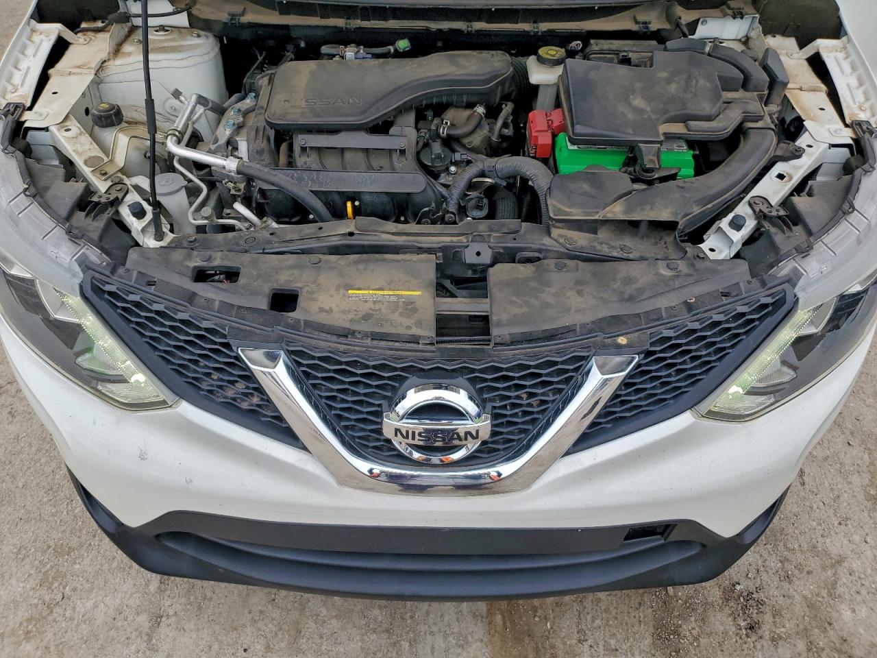 Nissan Rogue S Image 8