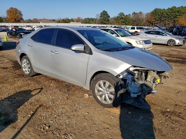 Toyota Corolla L Image 6