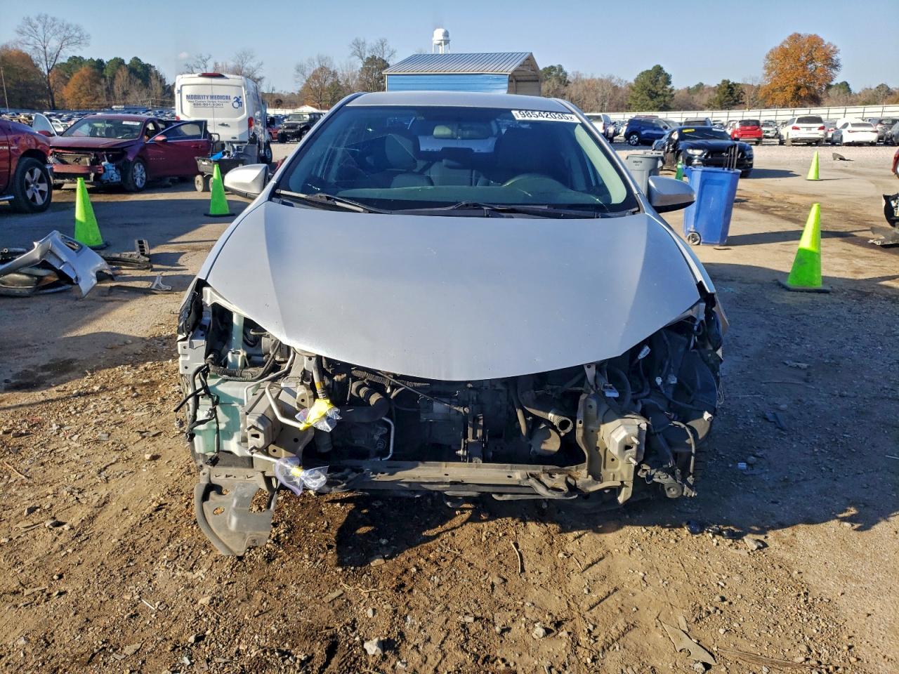 Toyota Corolla L Image 5