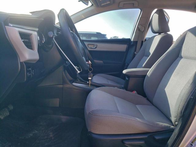 Toyota Corolla L Image 11