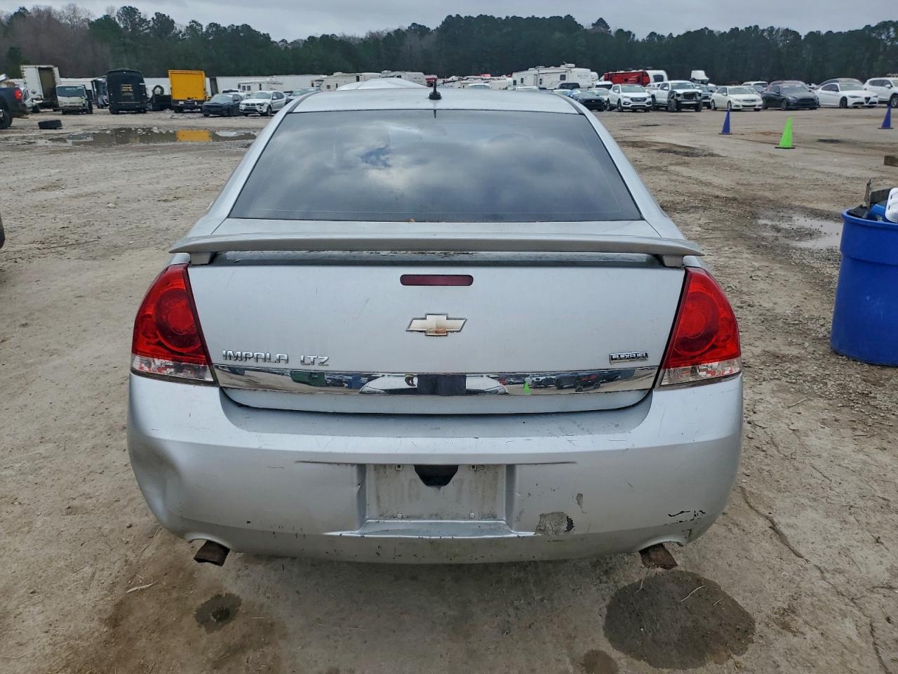 Chevrolet Impala Ltz Image 5